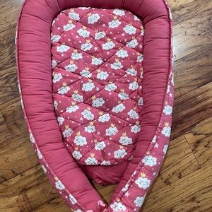 Baby handmade nest/lounger